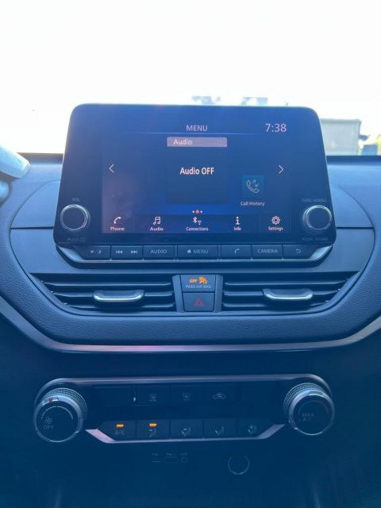 2020 Nissan Altima - $17,999