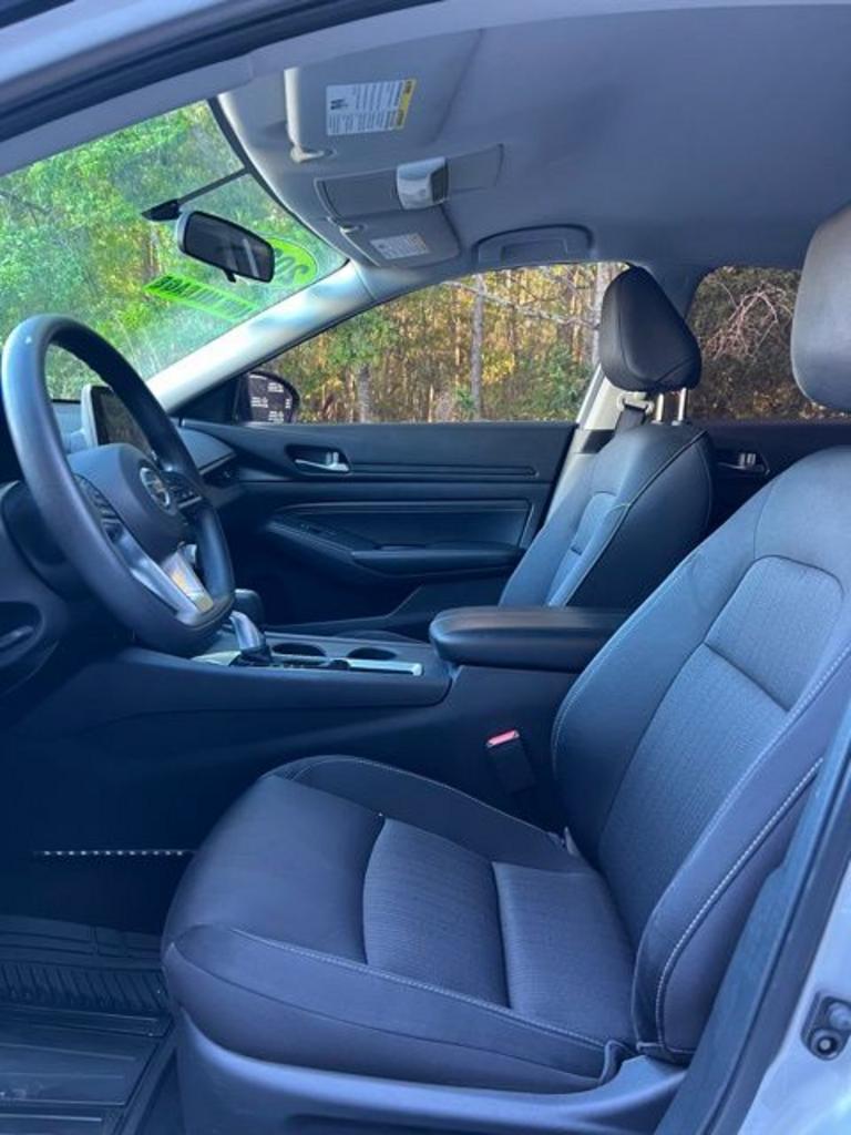 2020 Nissan Altima - $17,999