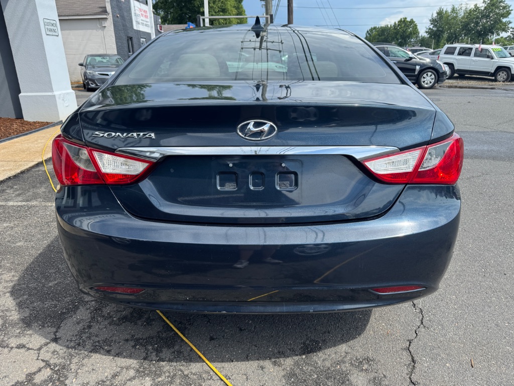 2011 Hyundai Sonata - $7,999
