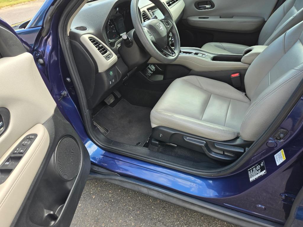 2016 Honda HR-V - $13,500