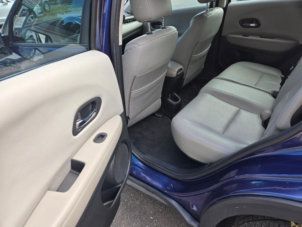 2016 Honda HR-V - $13,500
