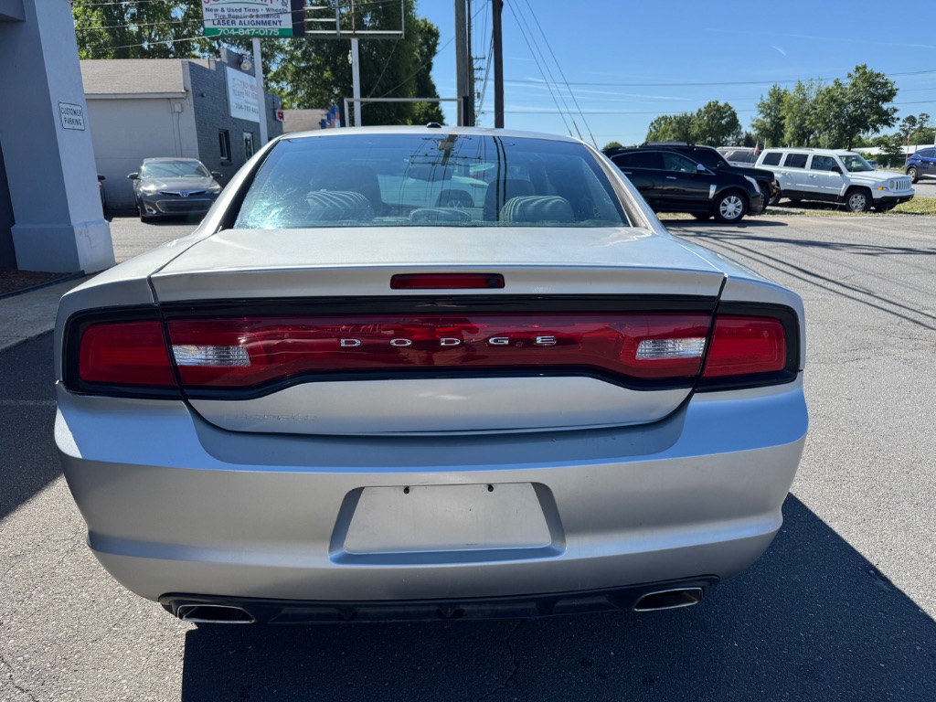 2012 Dodge Charger SXT photo