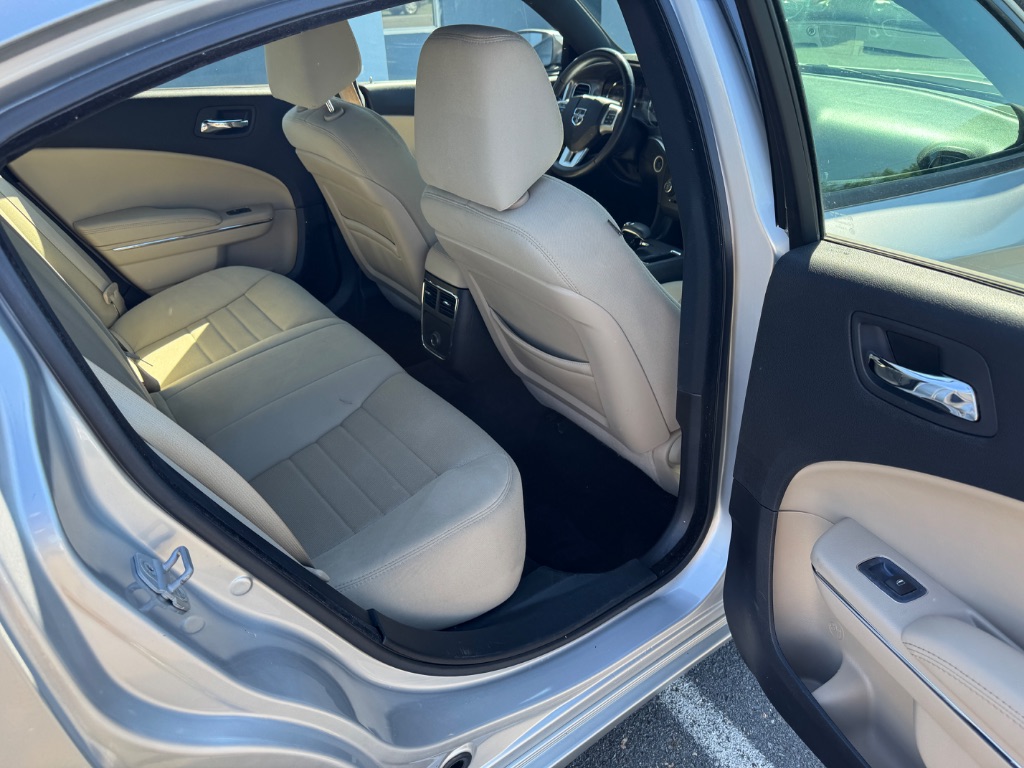 2012 Dodge Charger SXT photo