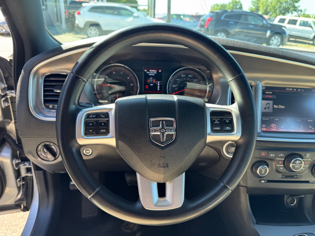 2012 Dodge Charger SXT photo