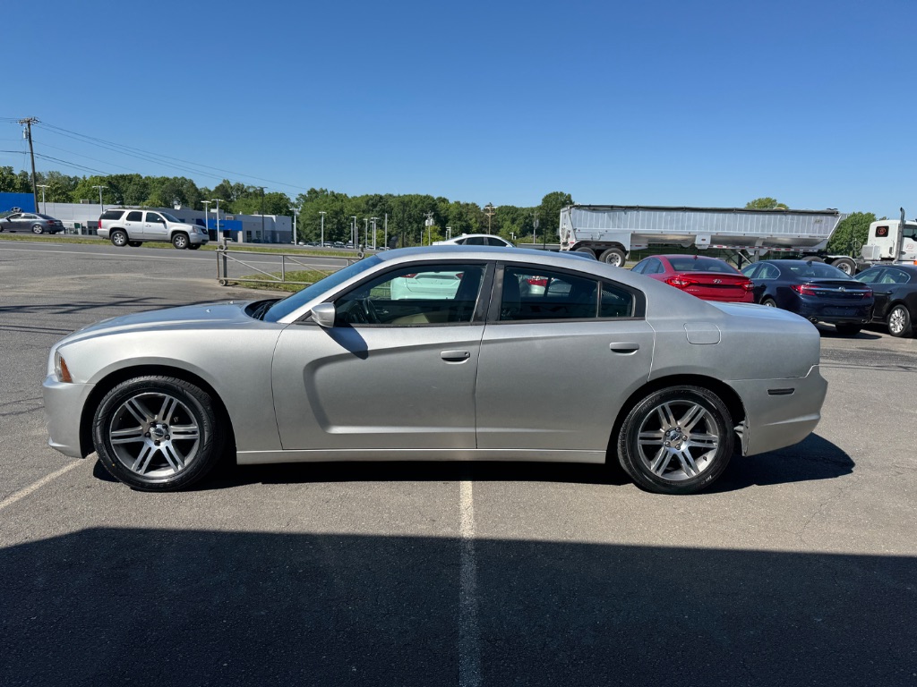 2012 Dodge Charger SXT photo