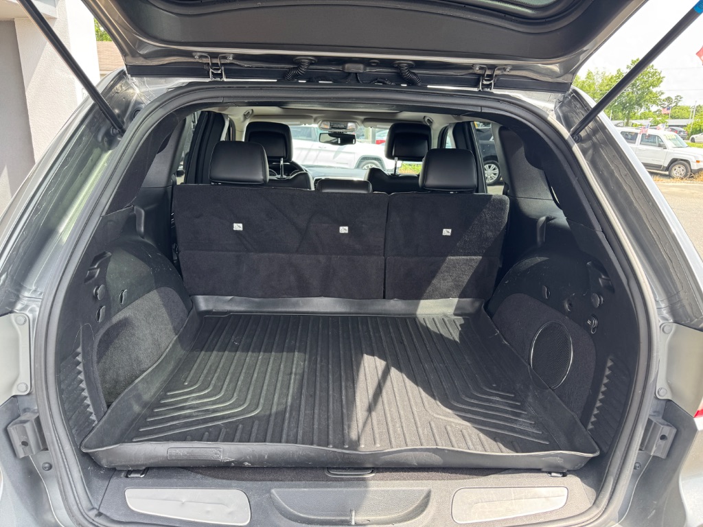 2013 Jeep Cherokee - $10,999