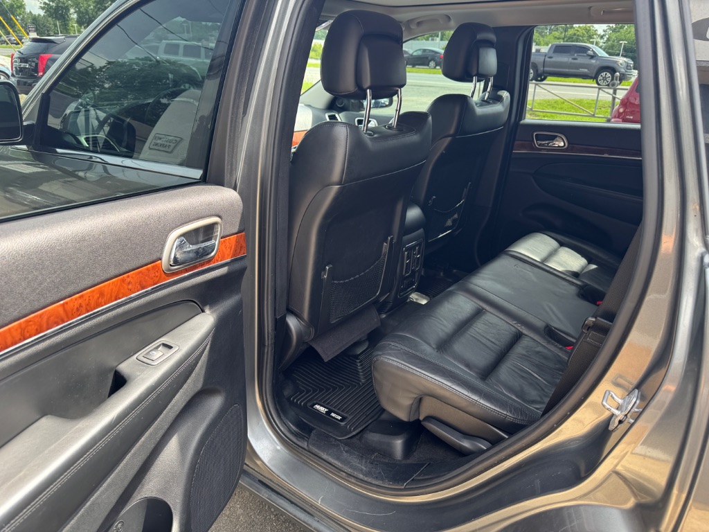 2013 Jeep Cherokee - $10,999