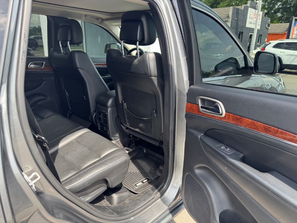 2013 Jeep Cherokee - $10,999