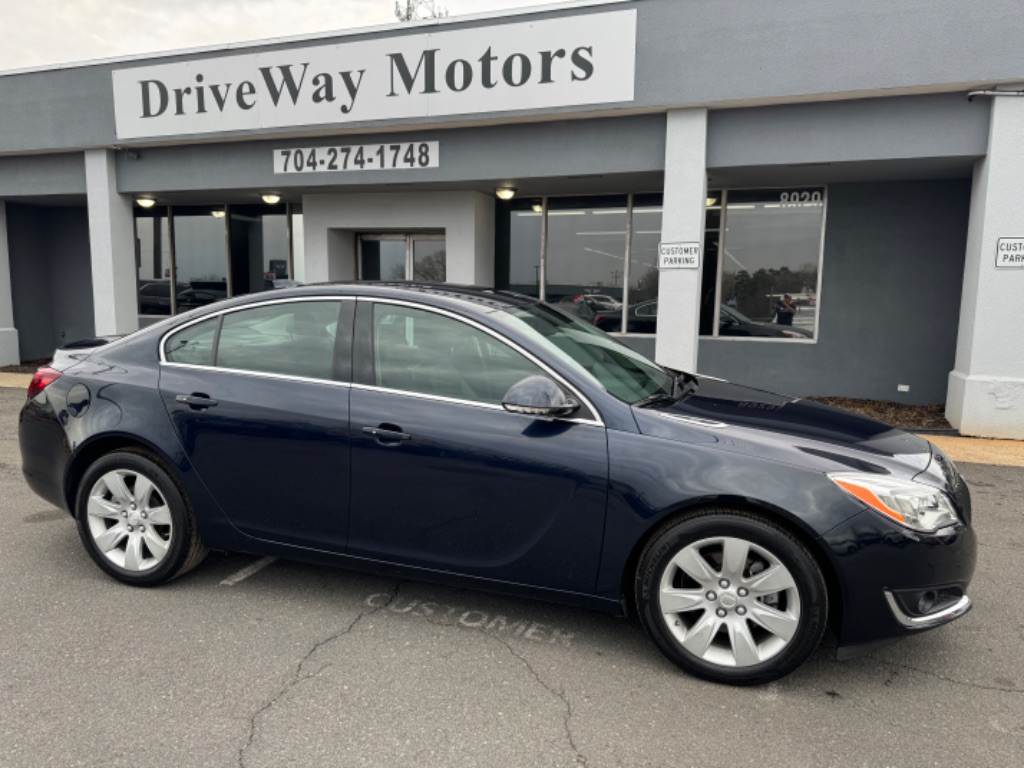 2016 Buick Regal Premium photo