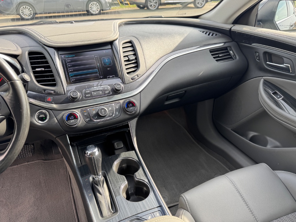 2018 Chevrolet Impala LT photo