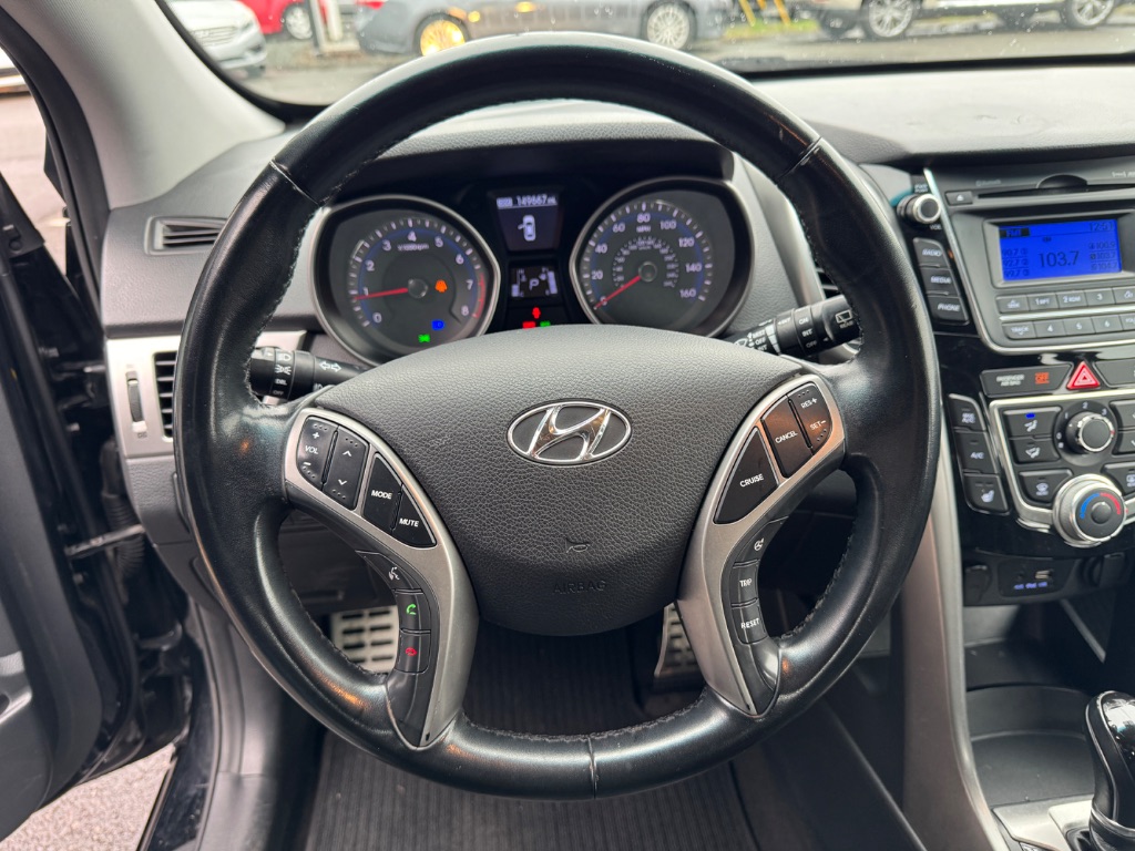 2016 Hyundai Elantra GT photo