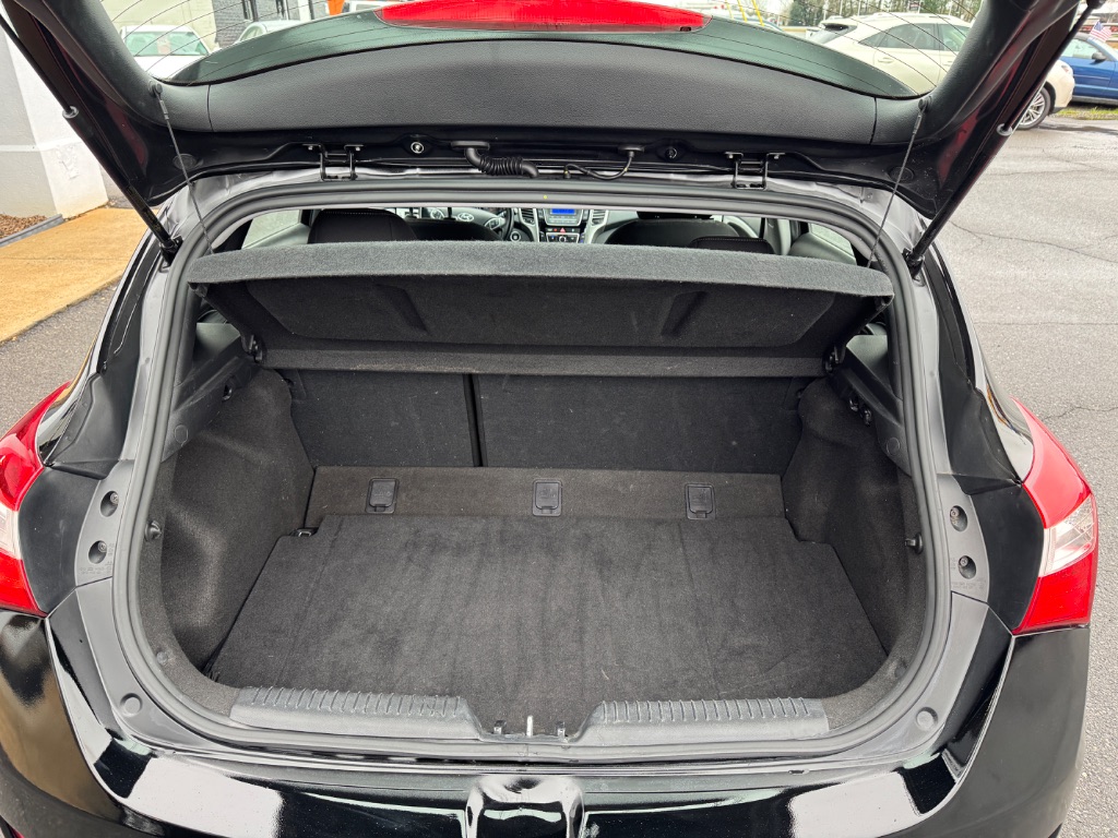 2016 Hyundai Elantra GT photo