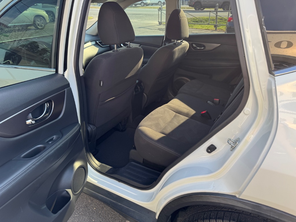 2016 Nissan Rogue - $14,500