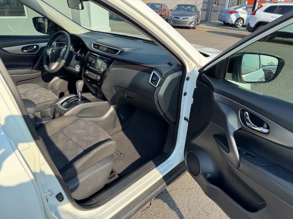 2016 Nissan Rogue - $14,500