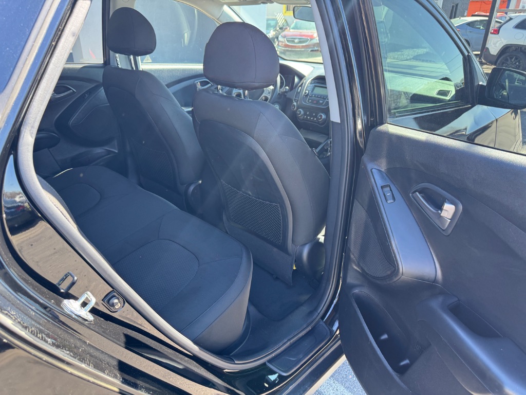 2015 Hyundai Tucson - $13,500