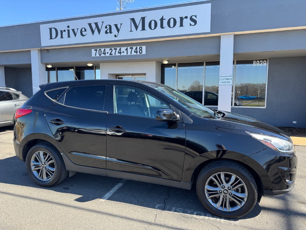 2015 Hyundai Tucson - $13,500