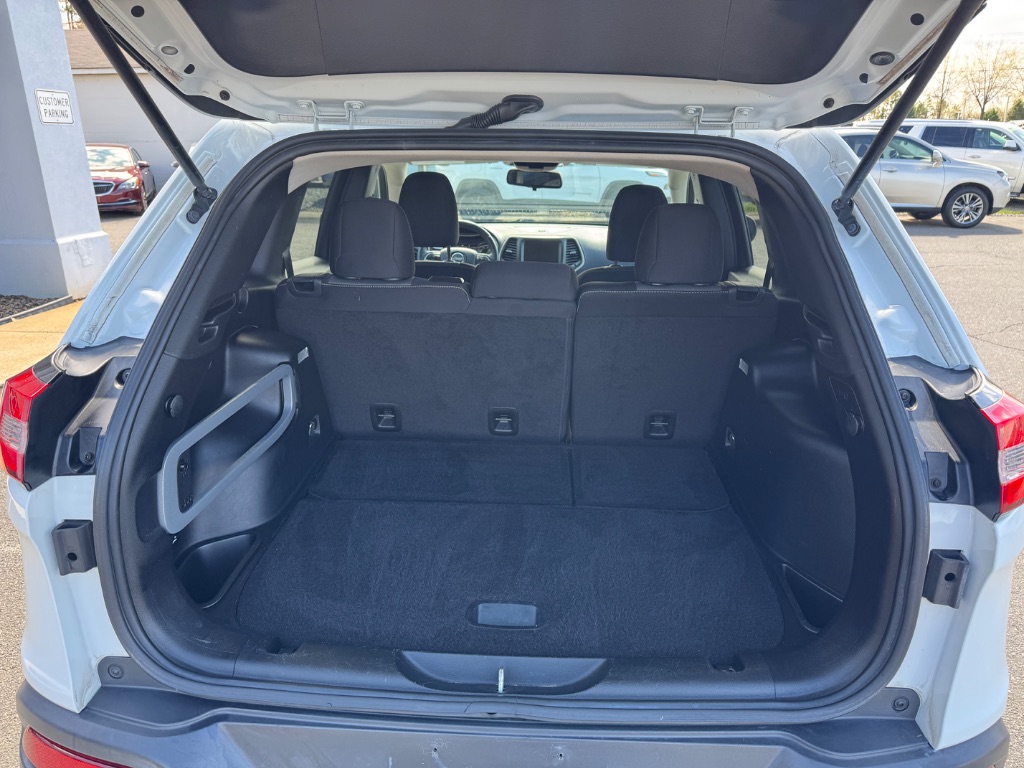 2014 Jeep Cherokee - $13,500