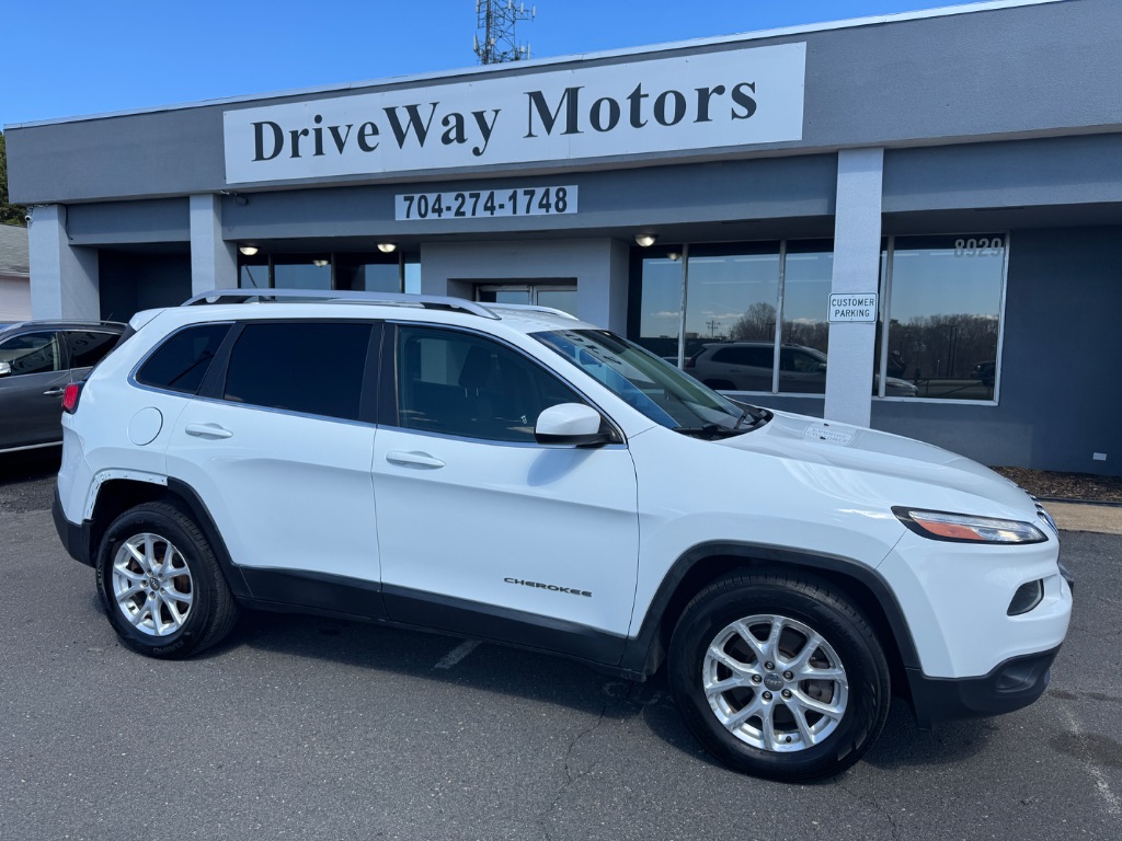 2014 Jeep Cherokee - $13,500