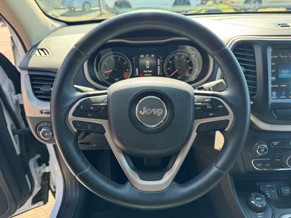 2014 Jeep Cherokee - $13,500