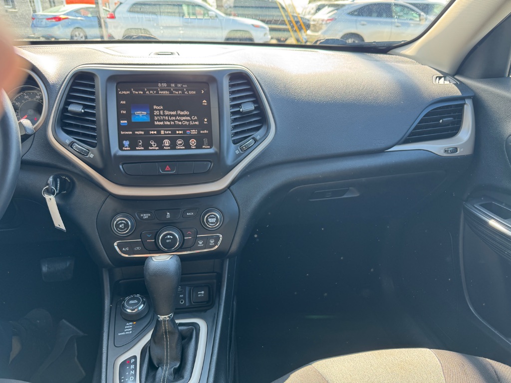 2014 Jeep Cherokee - $13,500
