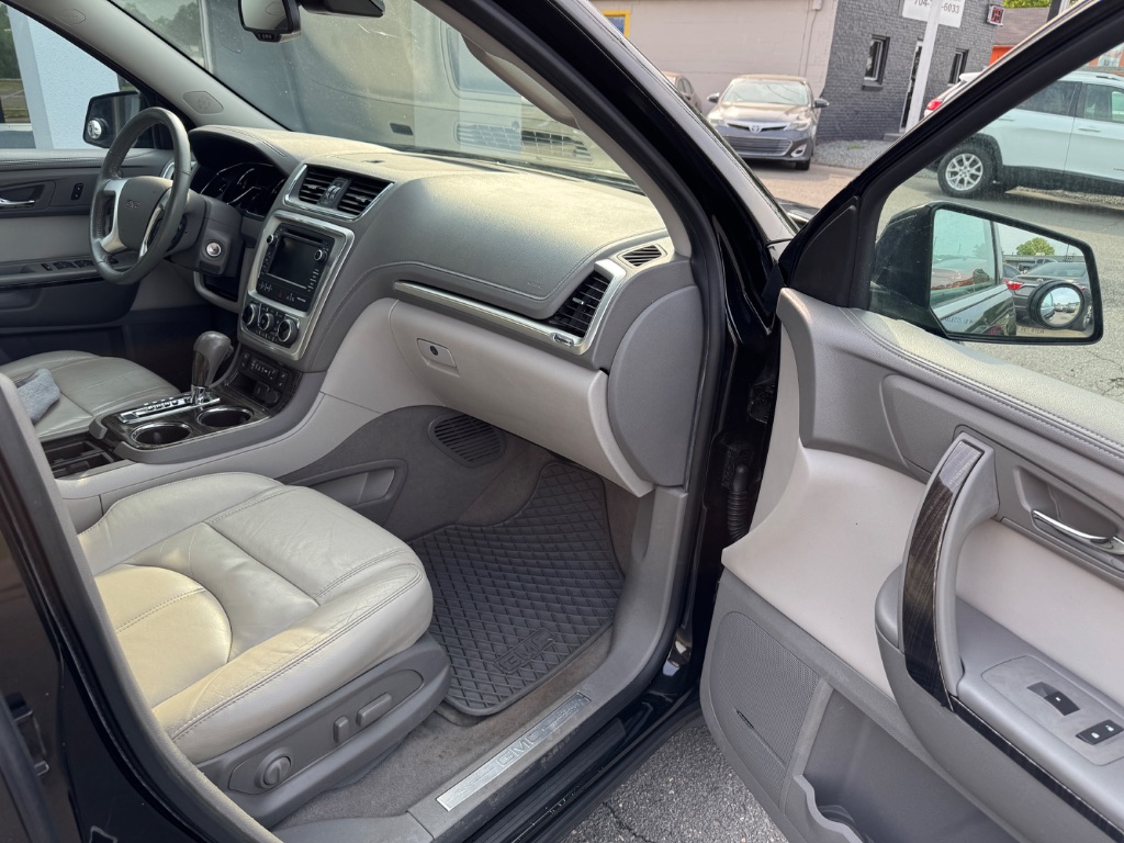 2016 GMC Acadia SLT1 photo