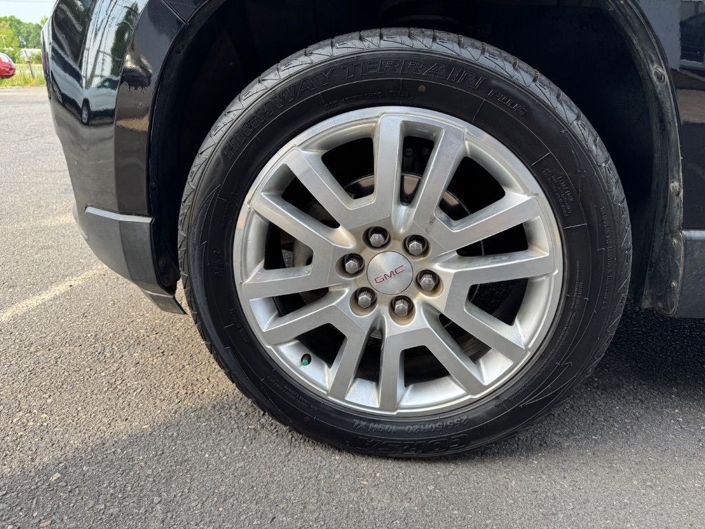 2016 GMC Acadia SLT1 photo