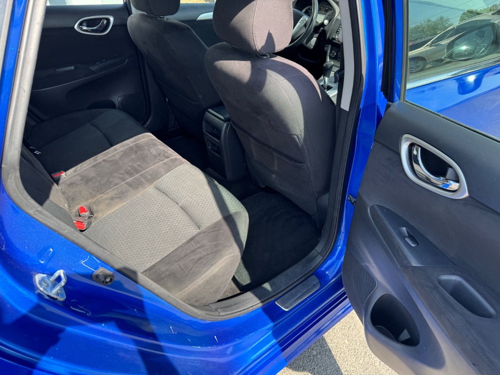 2015 Nissan Sentra - $11,000