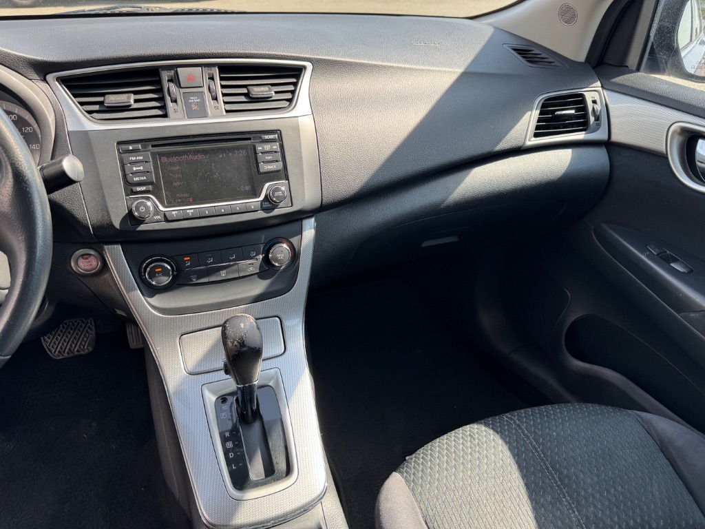 2015 Nissan Sentra - $11,000