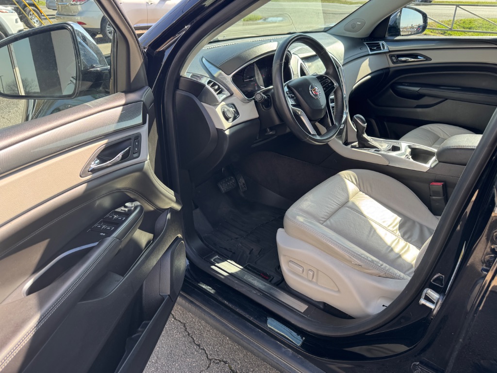 2015 Cadillac SRX - $14,000