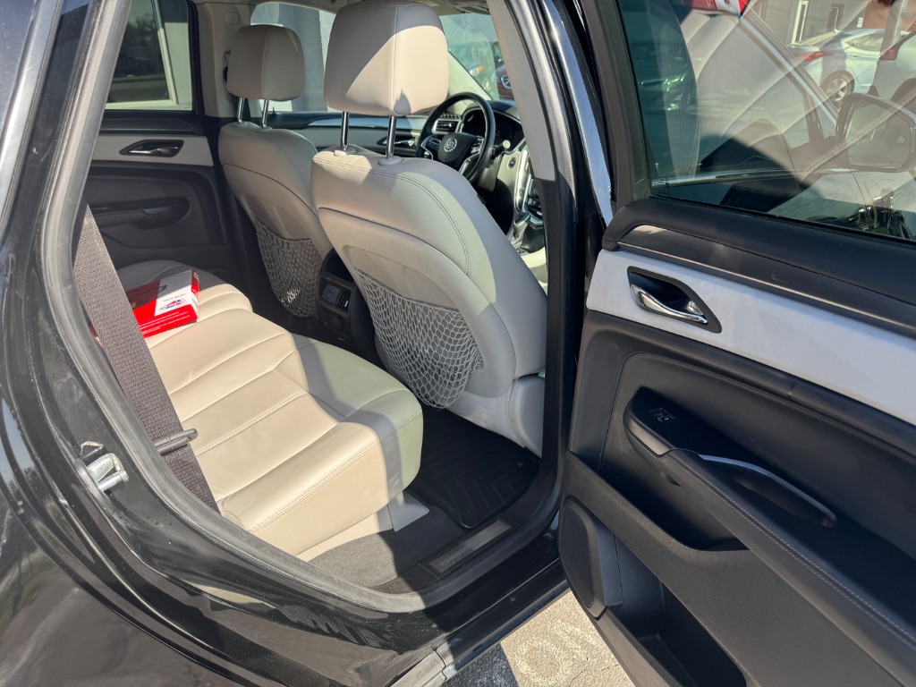2015 Cadillac SRX - $14,000