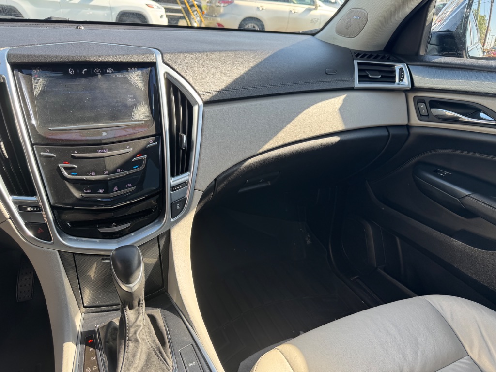 2015 Cadillac SRX - $14,000