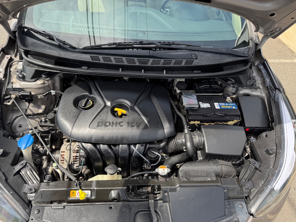 2014 Hyundai Elantra Limited photo