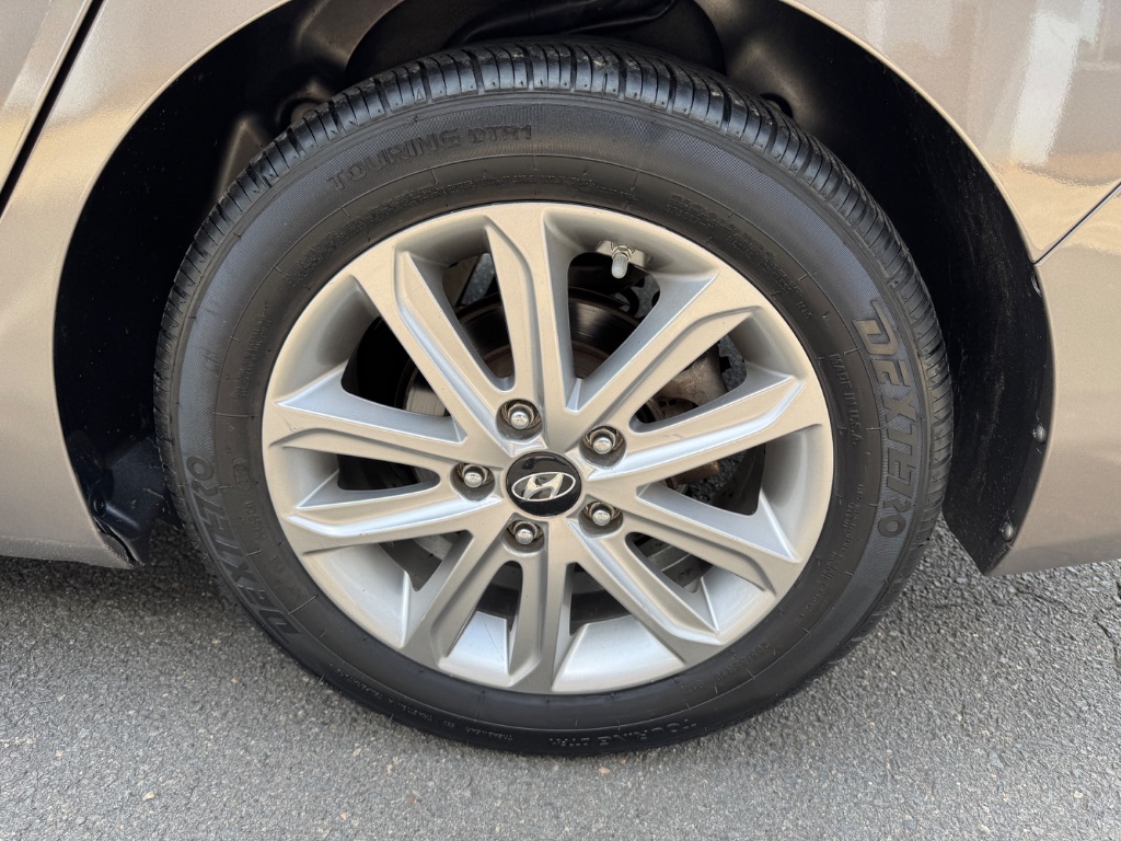 2014 Hyundai Elantra Limited photo