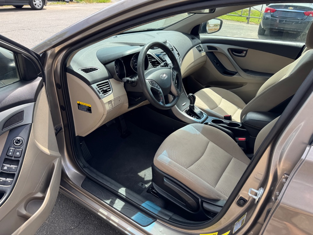 2014 Hyundai Elantra Limited photo