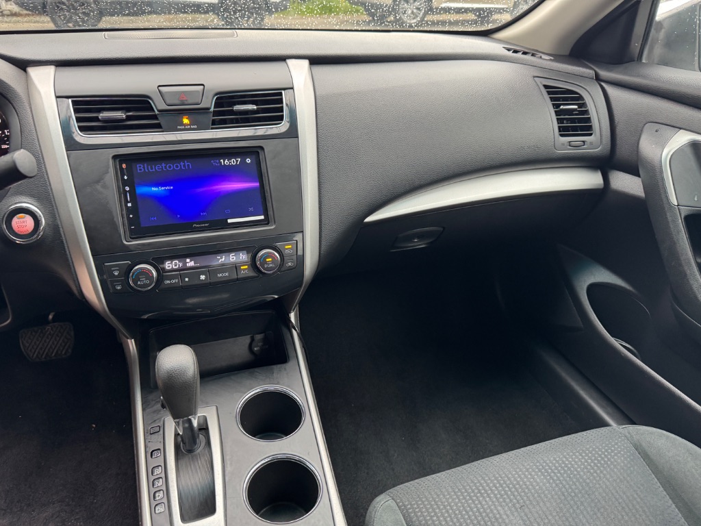 2015 Nissan Altima - $11,500