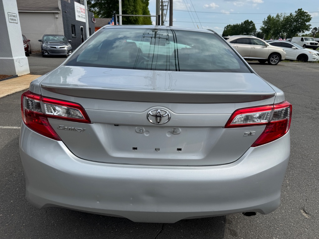 2014 Toyota Camry - $13,900