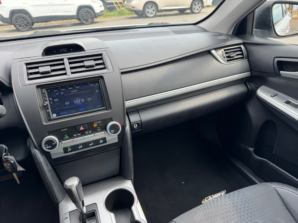 2014 Toyota Camry - $13,900