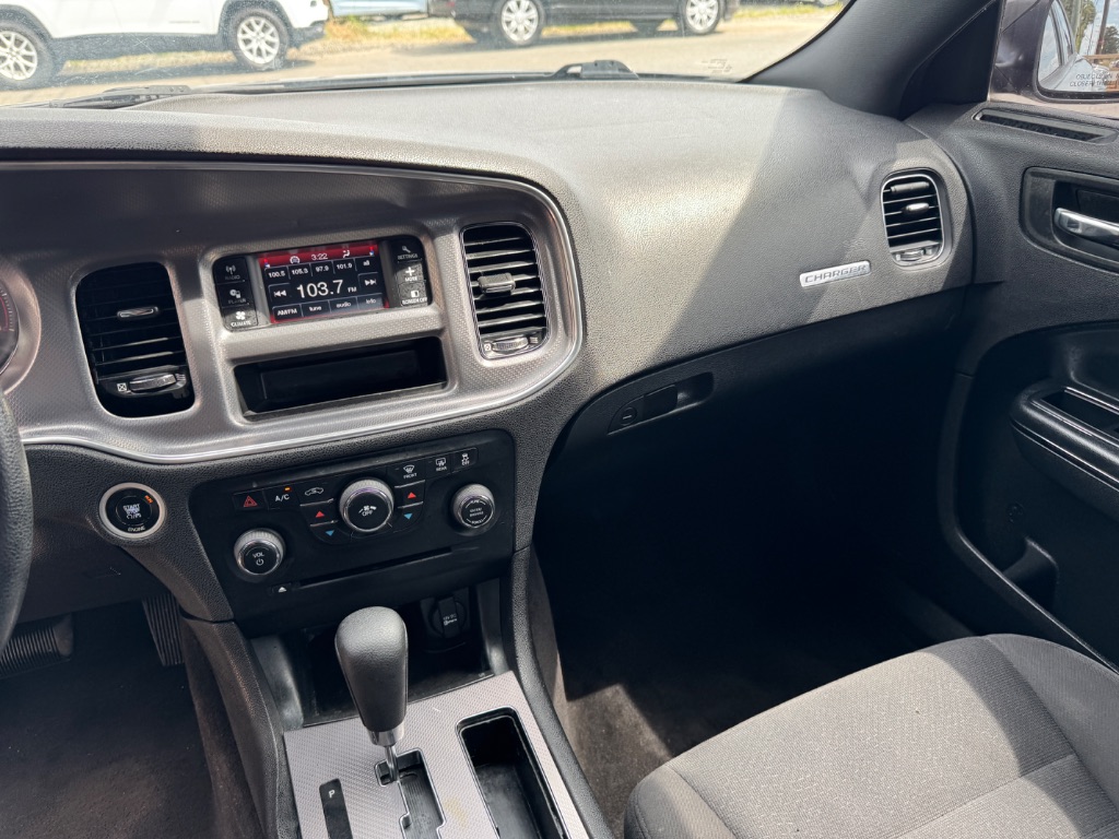 2014 Dodge Charger SE photo