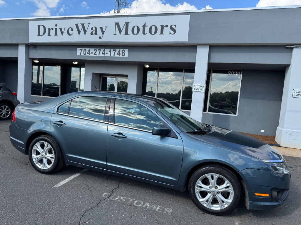 2012 Ford Fusion SE photo