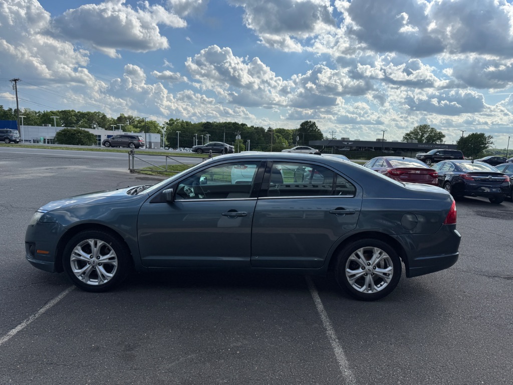2012 Ford Fusion SE photo