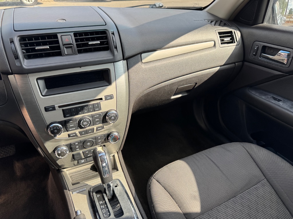 2012 Ford Fusion SE photo