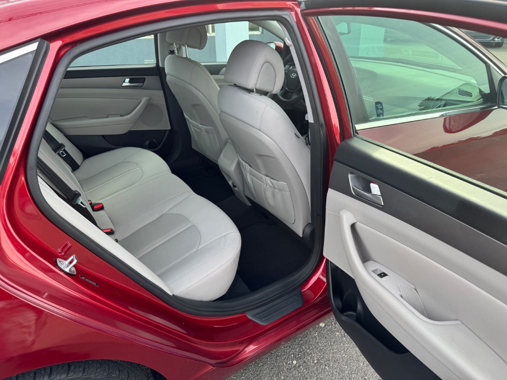 2015 Hyundai Sonata - $14,500
