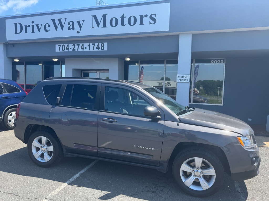 2016 Jeep Compass - $11,500