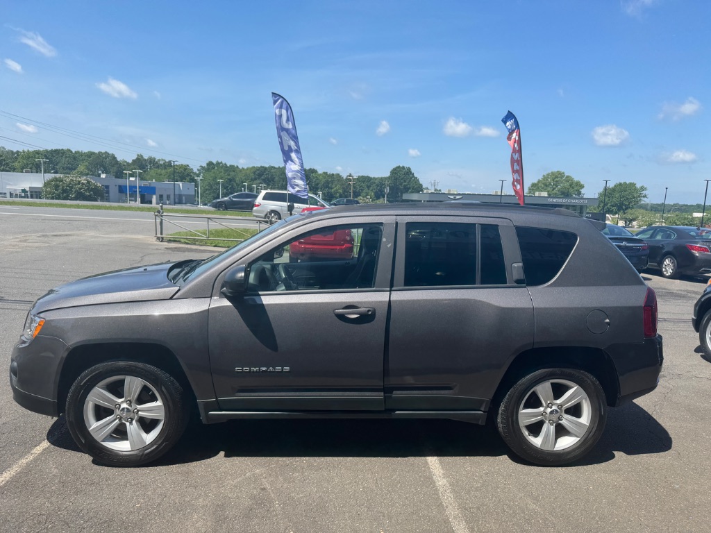 2016 Jeep Compass - $11,500