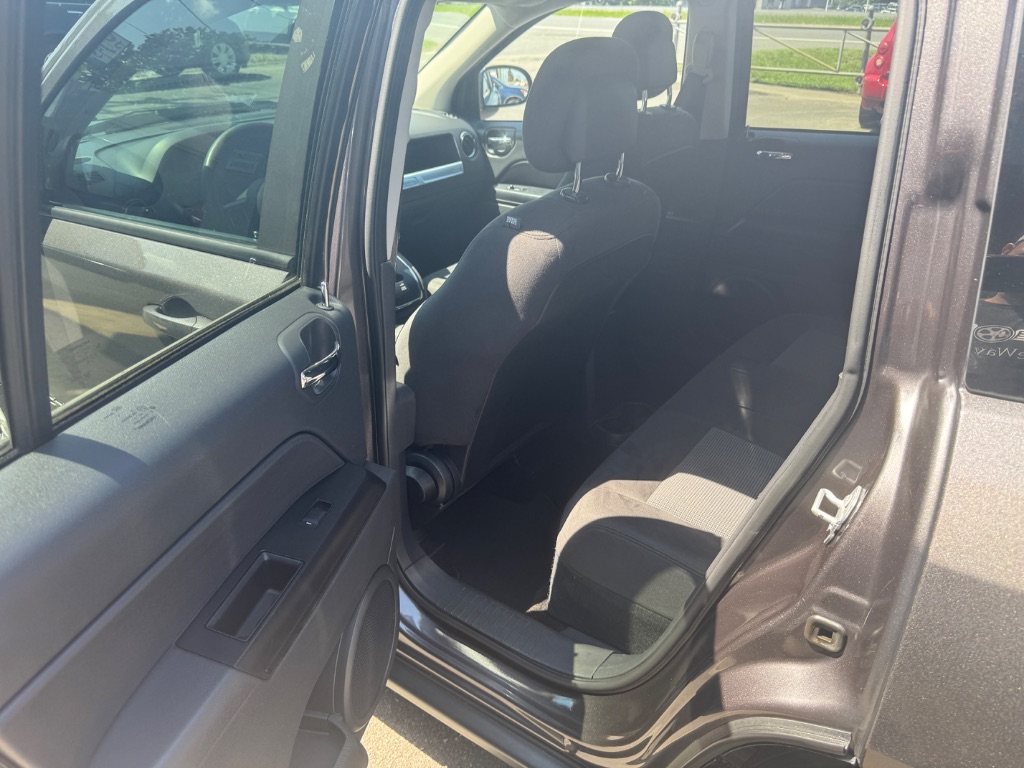 2016 Jeep Compass - $11,500