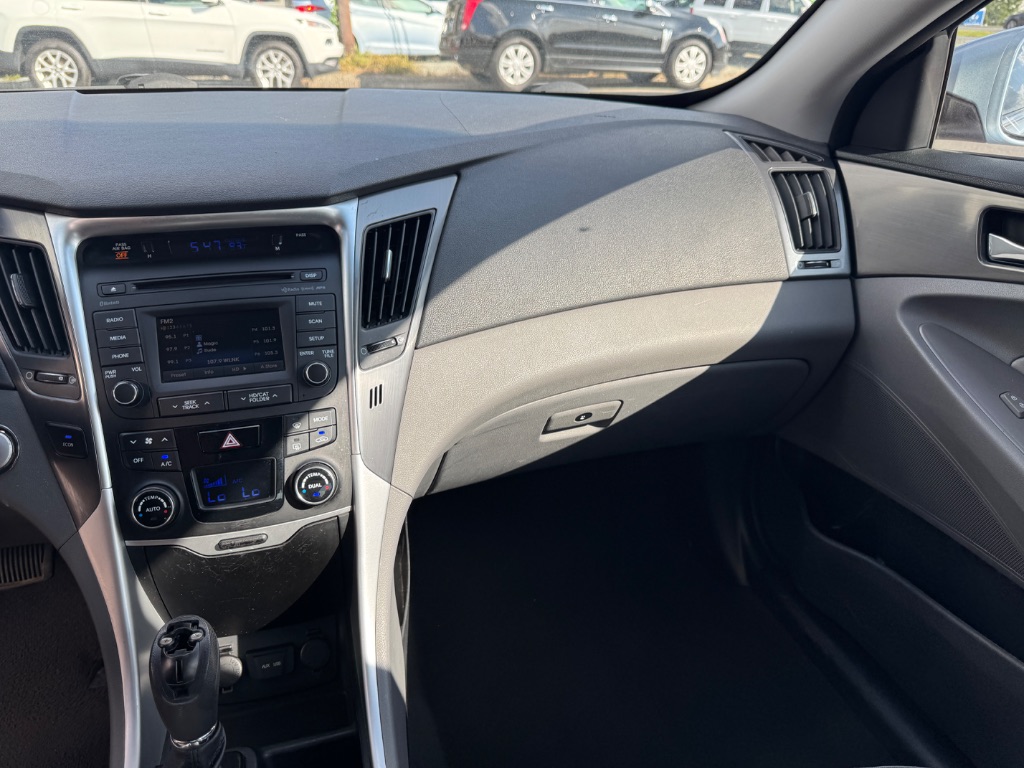 2014 Hyundai Sonata - $9,999