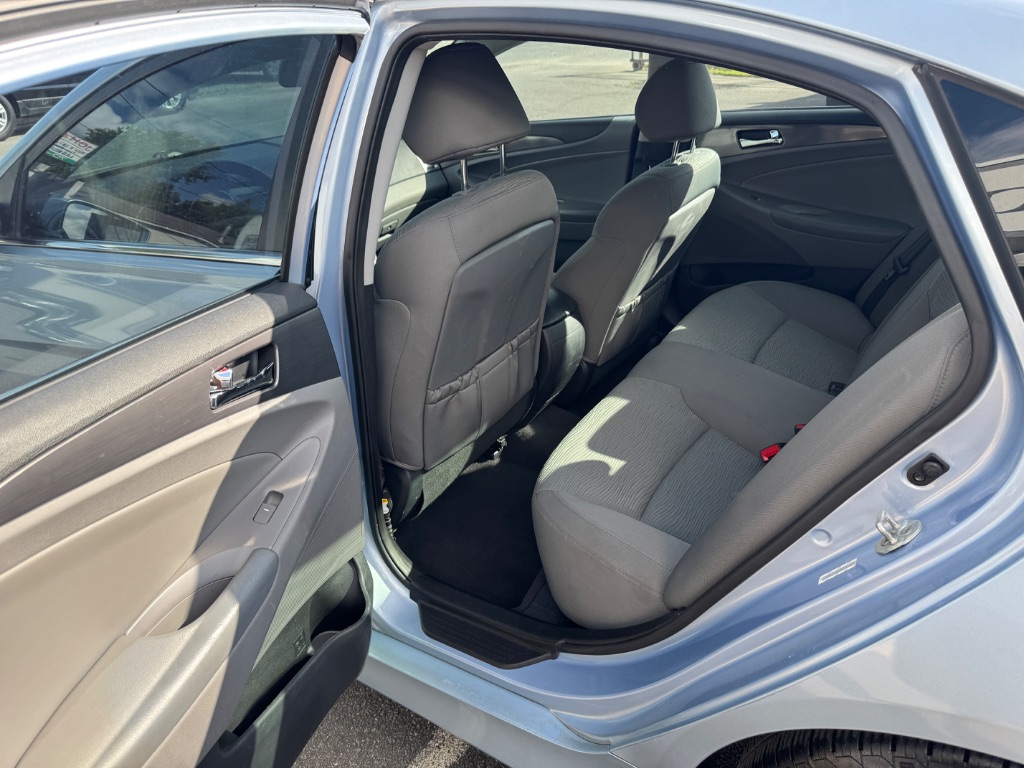 2014 Hyundai Sonata - $9,999