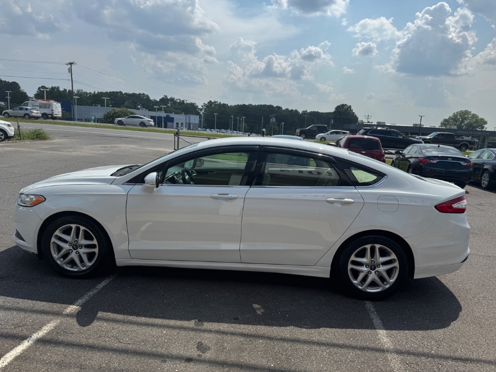 2016 Ford Fusion - $13,500