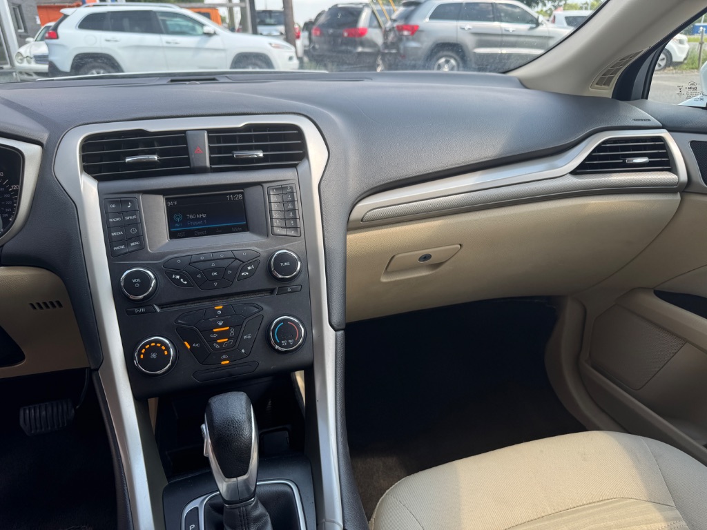 2016 Ford Fusion - $13,500