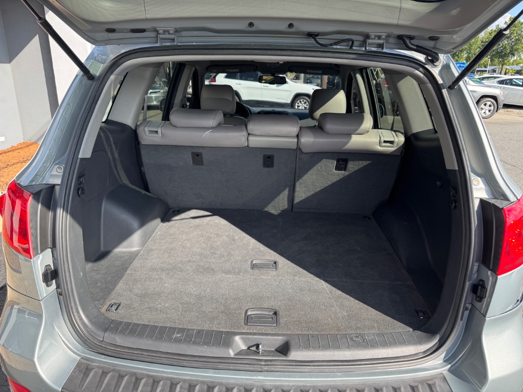 2009 Hyundai Santa Fe - $8,999
